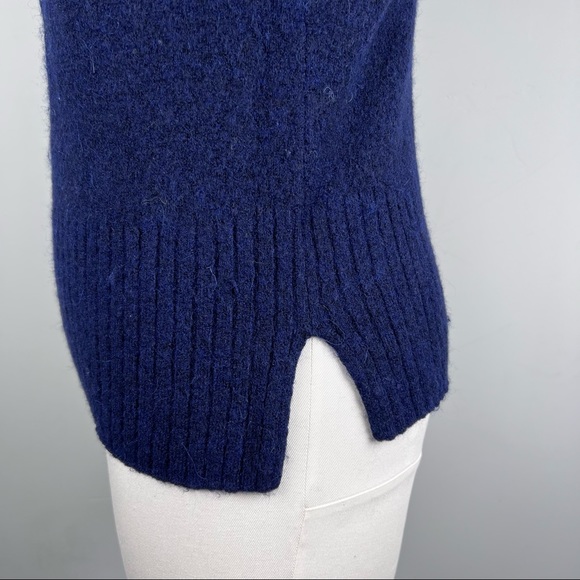 EUC - Madewell, Inland Rolled Turtleneck Dark Blue Sweater in Coziest Yarn, XS - Picture 10 of 15